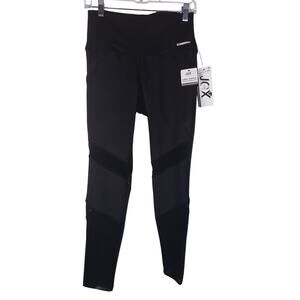 JGX Performance Black Athletic Hiking Tummy Control Women's Leggings M NWT